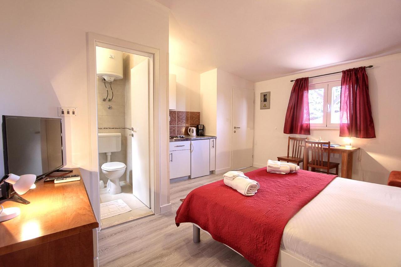 Apartment Gloria