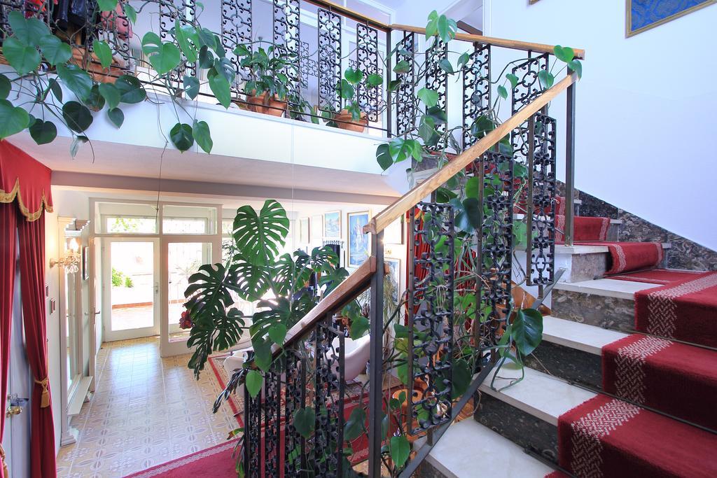 Apartment Gloria